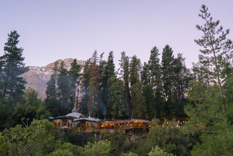 Promoción Noche Romántica en el Cajón del Maipo - Cascada Lodge
